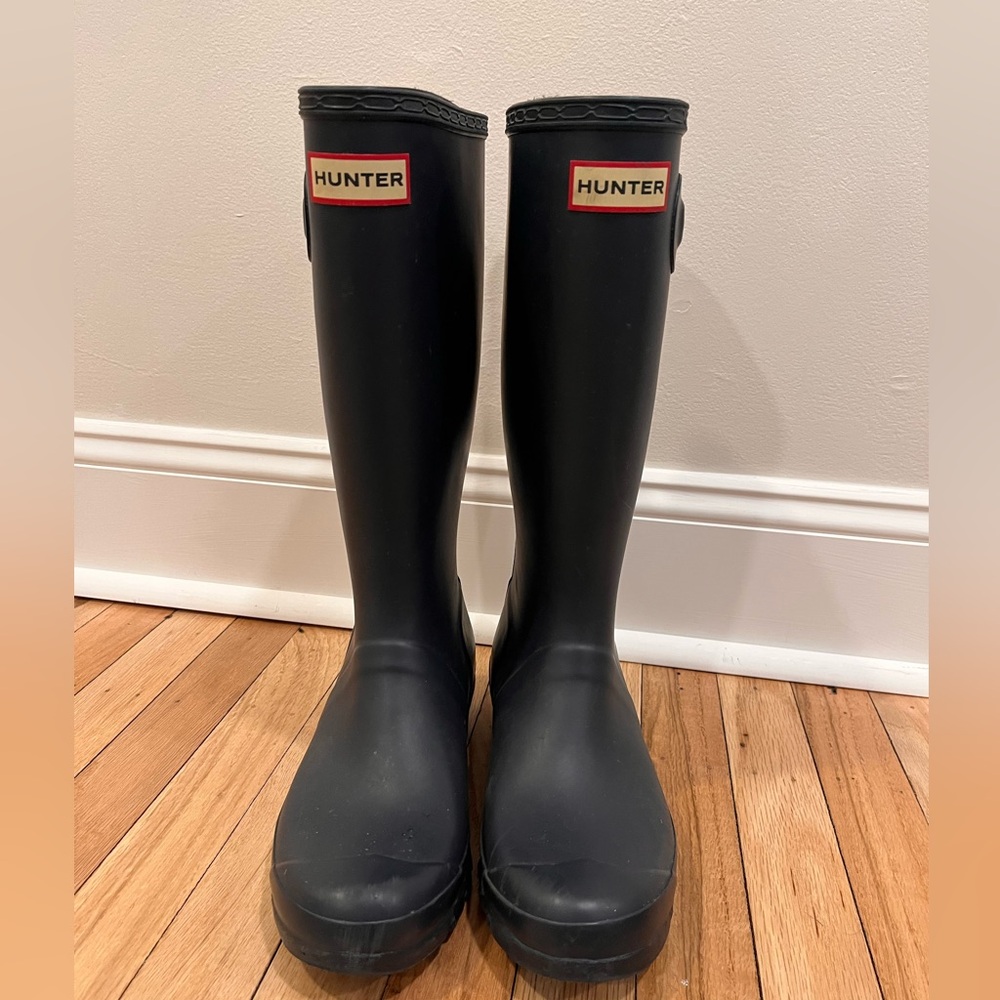 HUNTER rain boots: Original Kids- Size 6